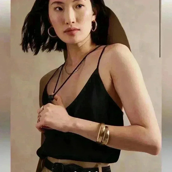 Banana Republic TIE-BACK SILKY CAMISOLE - Picture 1 of 5